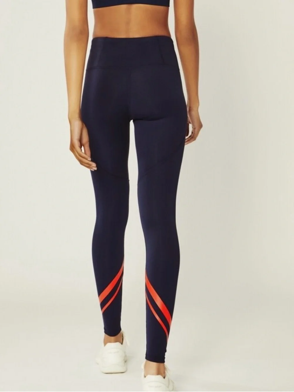 Tory Burch Sport Navy Leggings with Red Chevron Stripes Sz-S. E8